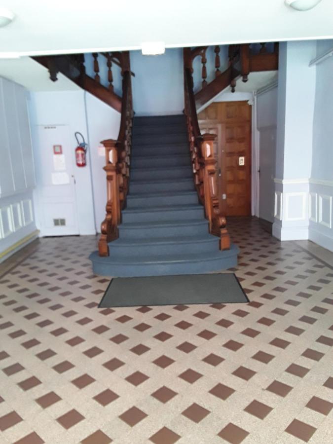 Les 3 Couronnes Apartamento Granville Exterior foto
